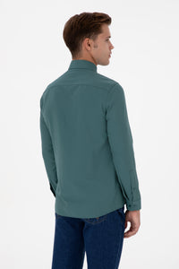 Camasa Barbat Pe Verde Hooker Cu Textura Fina Si Logo Brodat