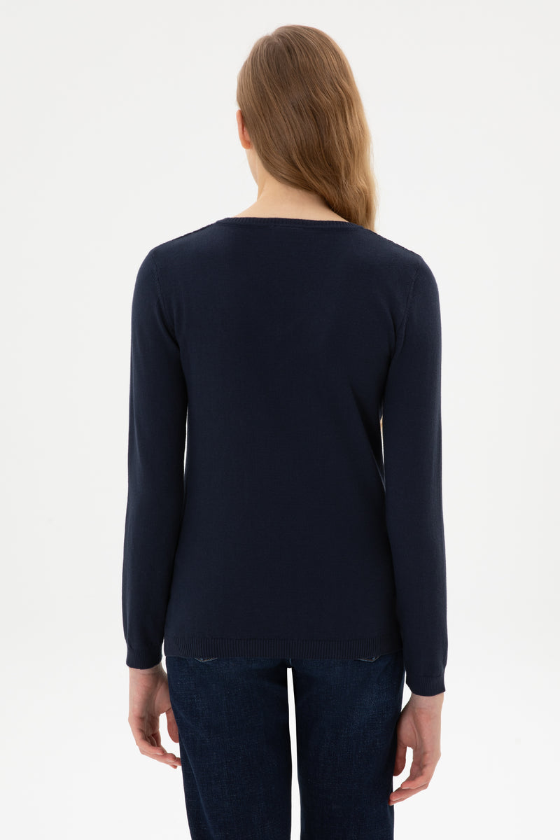 Pulover Dama Pe Bleumarin Cu Guler In V Si Textura Cable