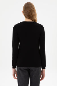 Pulover Dama Pe Negru Cu Guler In V Si Textura Cable