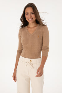 Pulover Dama Pe Crem Cu Guler In V Si Textura Cable