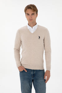 Pulover Barbat Pe Bej Cu Guler In V Si Logo Brodat