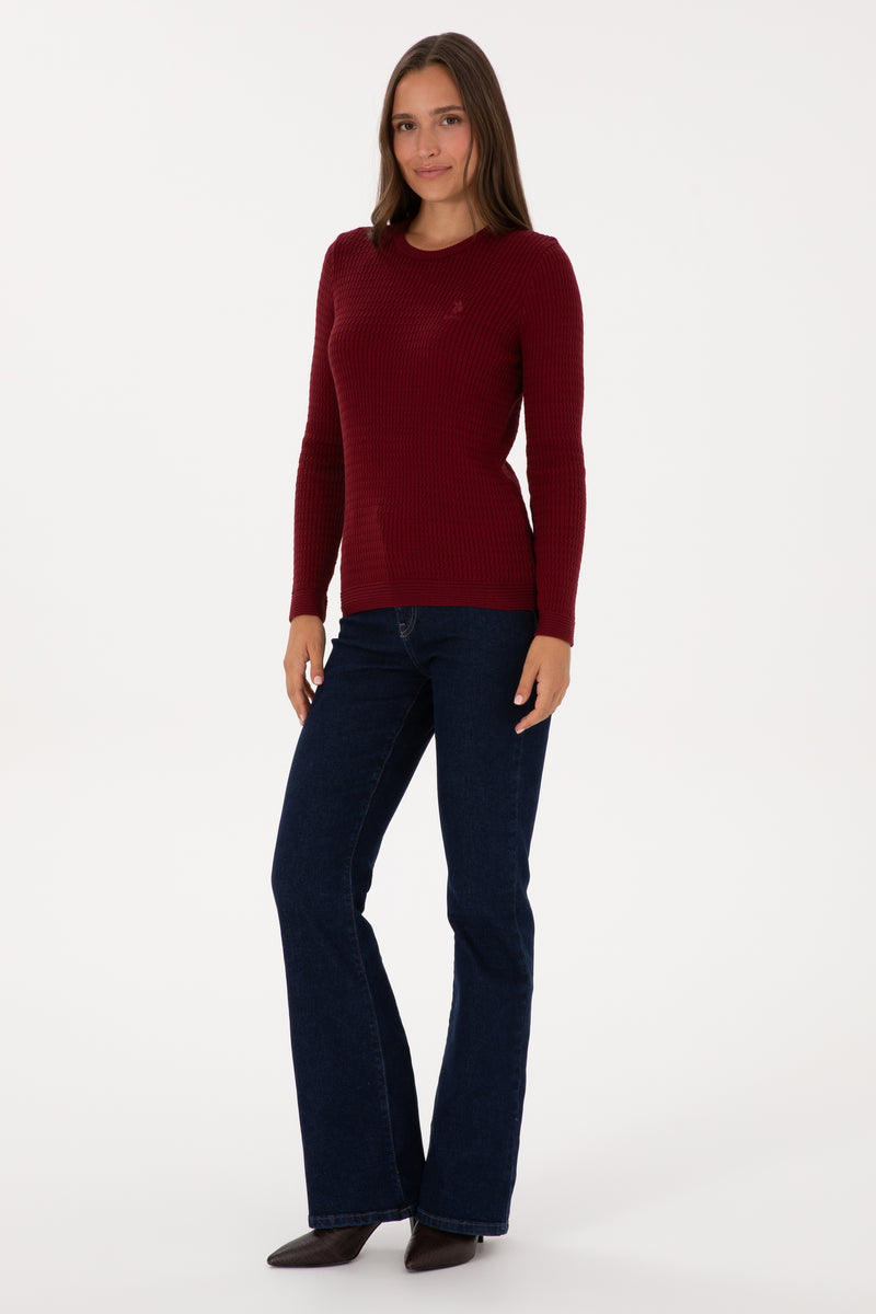 Pulover Dama Pe Bordo Cu Guler Rotund Si Textura Cable