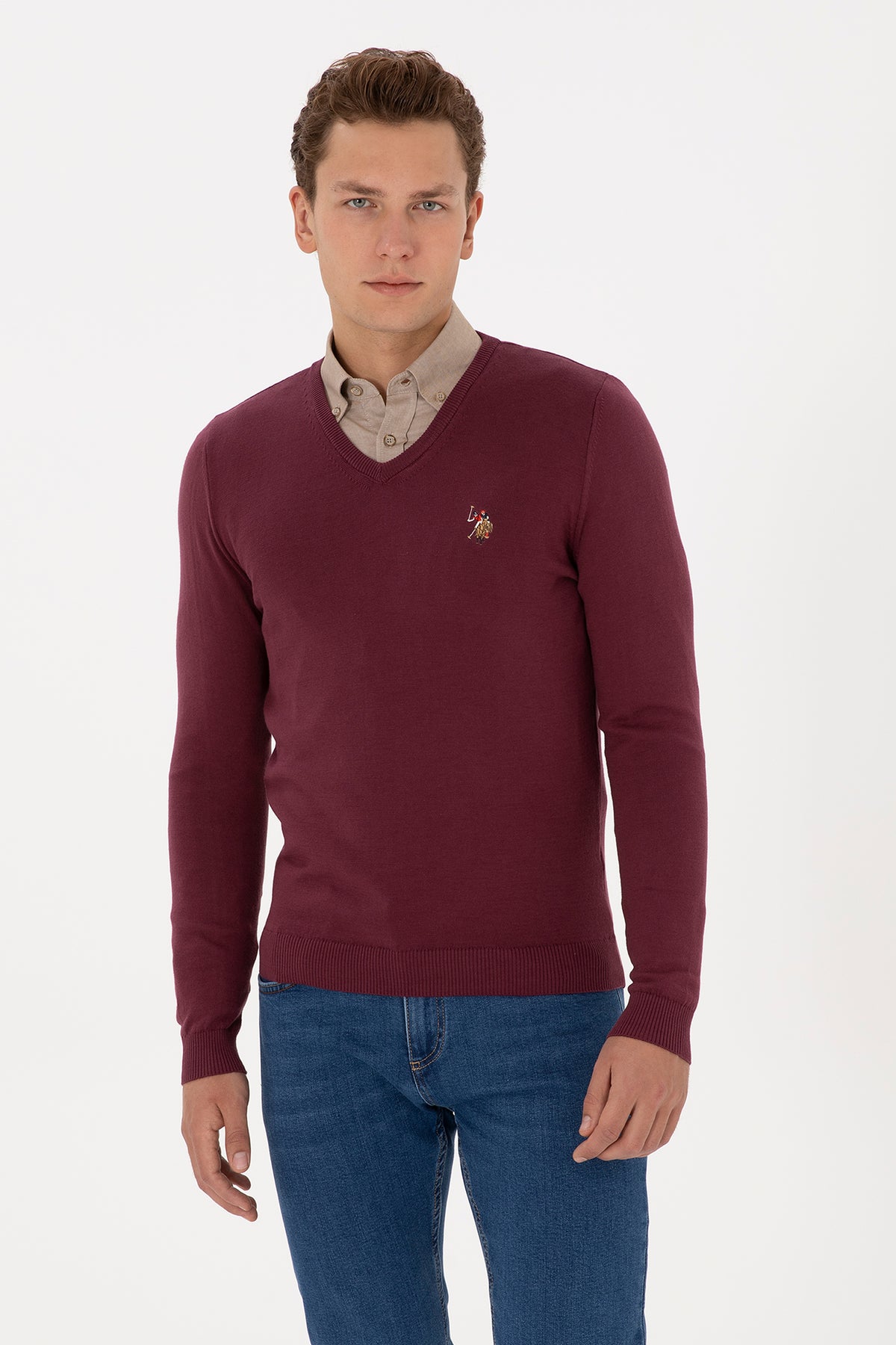 Pulover Barbat Pe Bordo Cu Guler In V Si Logo Brodat