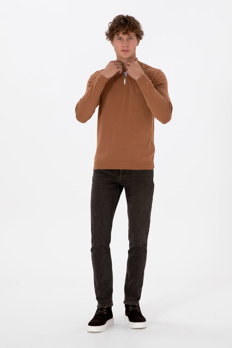 Blugi Barbat Pe Gri Inchis