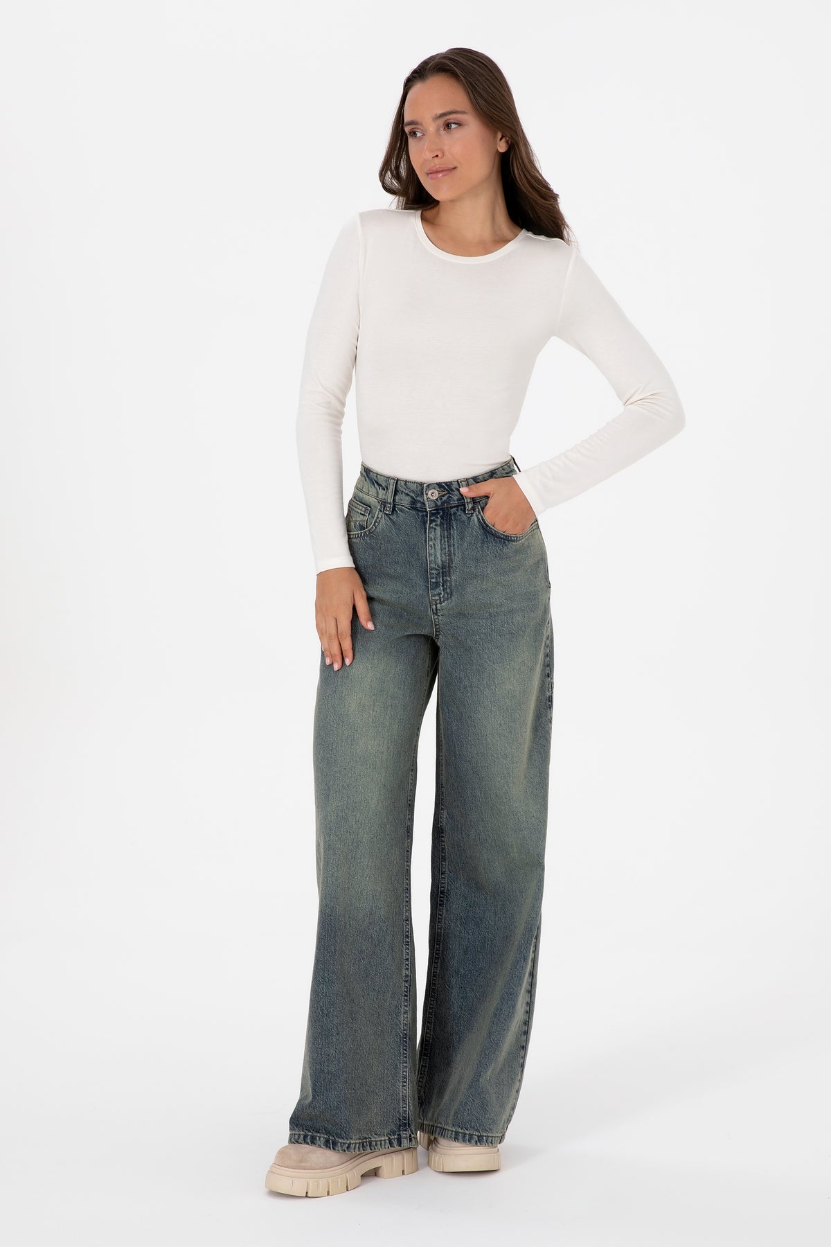 Blugi Evazati Dama Albastru Prespalat Denim