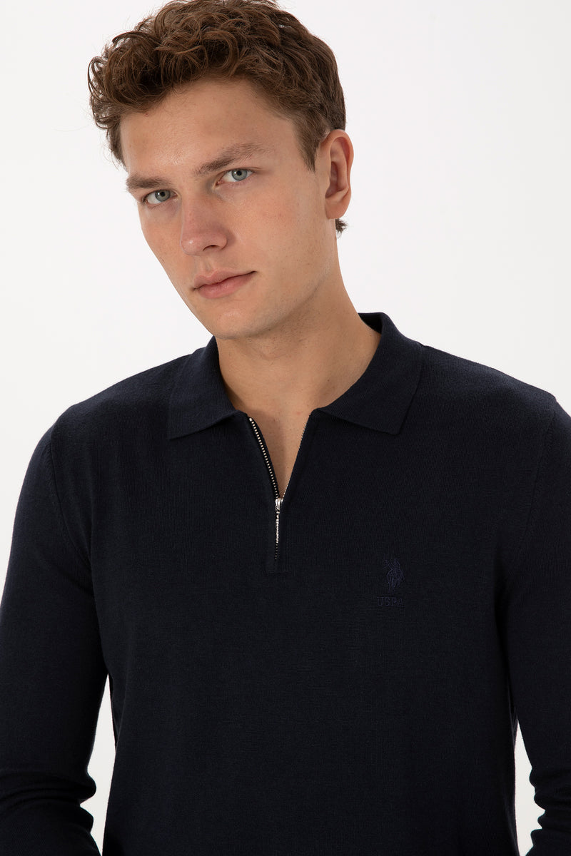 Pulover Tip Polo Barbat Pe Bleumarin Guler Inchis Cu Fermoar