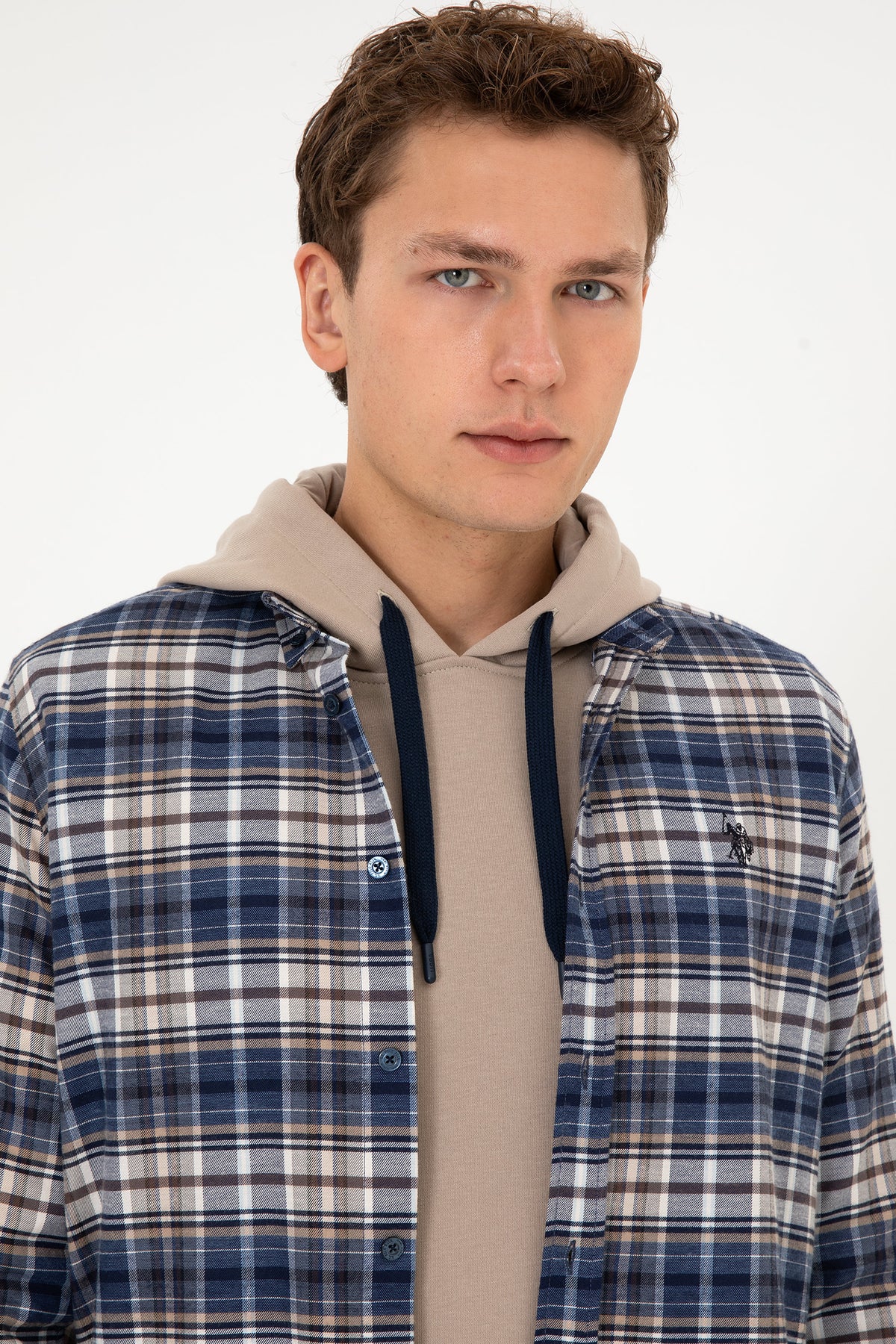 Camasa In Carouri Barbat Pe Fond Albastru