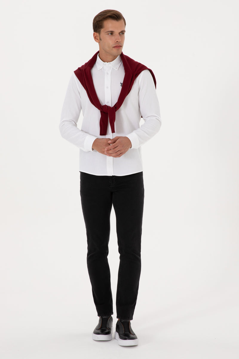 Camasa Barbat Pe Alb Cu Textura