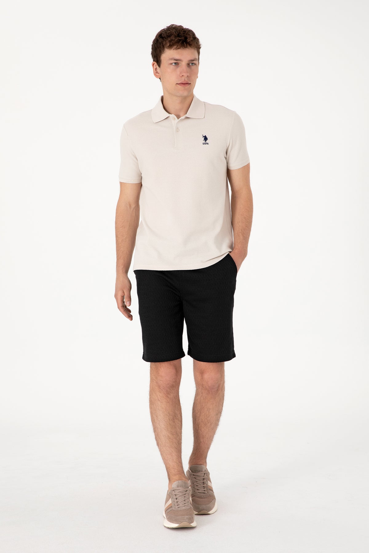 Pantaloni Scurți Bărbați Pe Negru Cu Textură