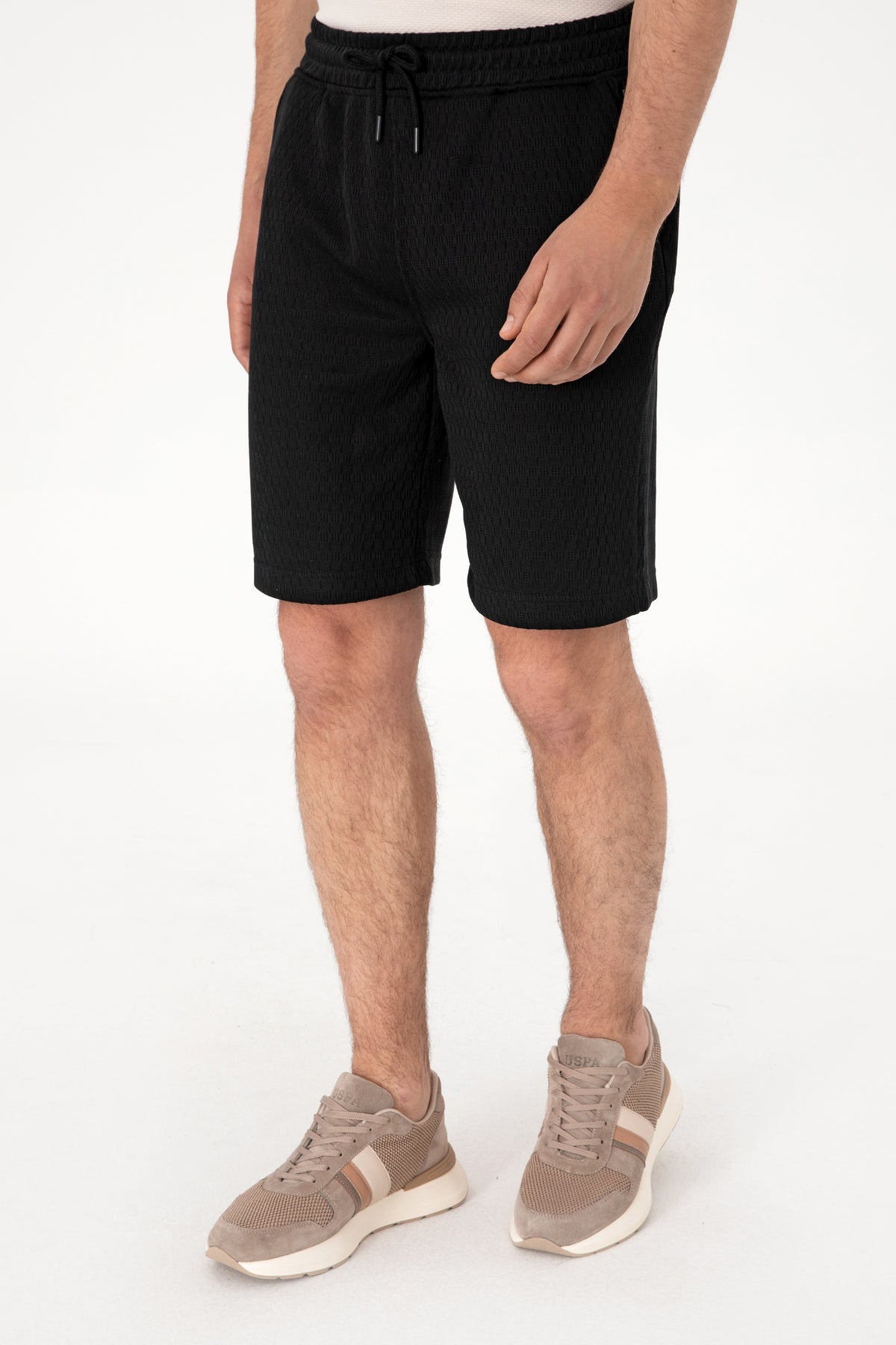 Pantaloni Scurți Bărbați Pe Negru Cu Textură