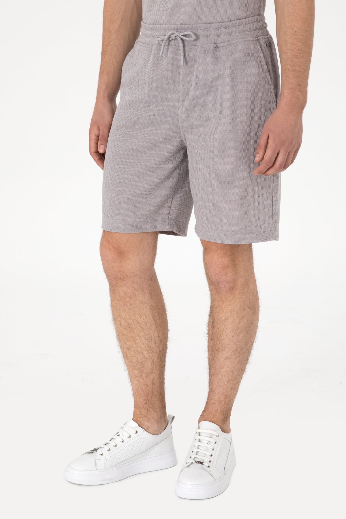 Pantaloni Scurți Bărbați Pe Gri Cu Textură