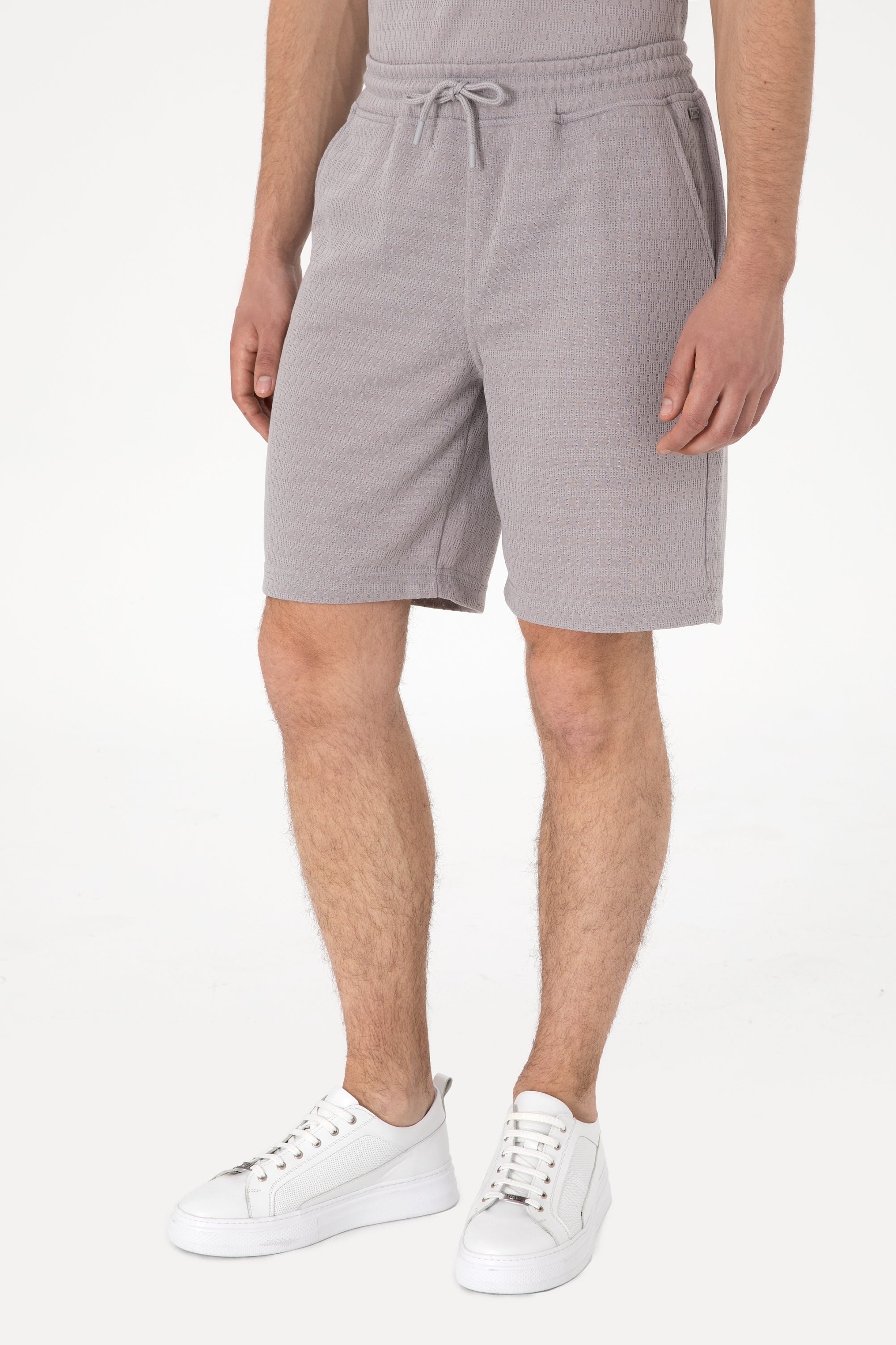 Pantaloni Scurți Bărbați Pe Gri Cu Textură