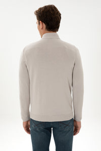 Pulover Barbat Pe Bej Guler Inalt Inchis Cu Fermoar