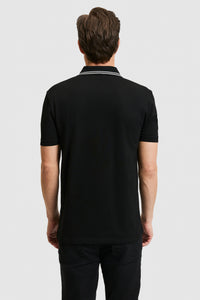Tricou Polo Bărbați Negru Cu Detalii Guler Și Logo Brodat