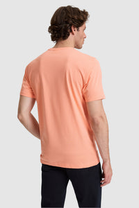 Tricou Bărbați Roz Piersică Cu Decolteu Rotund Și Logo Discret