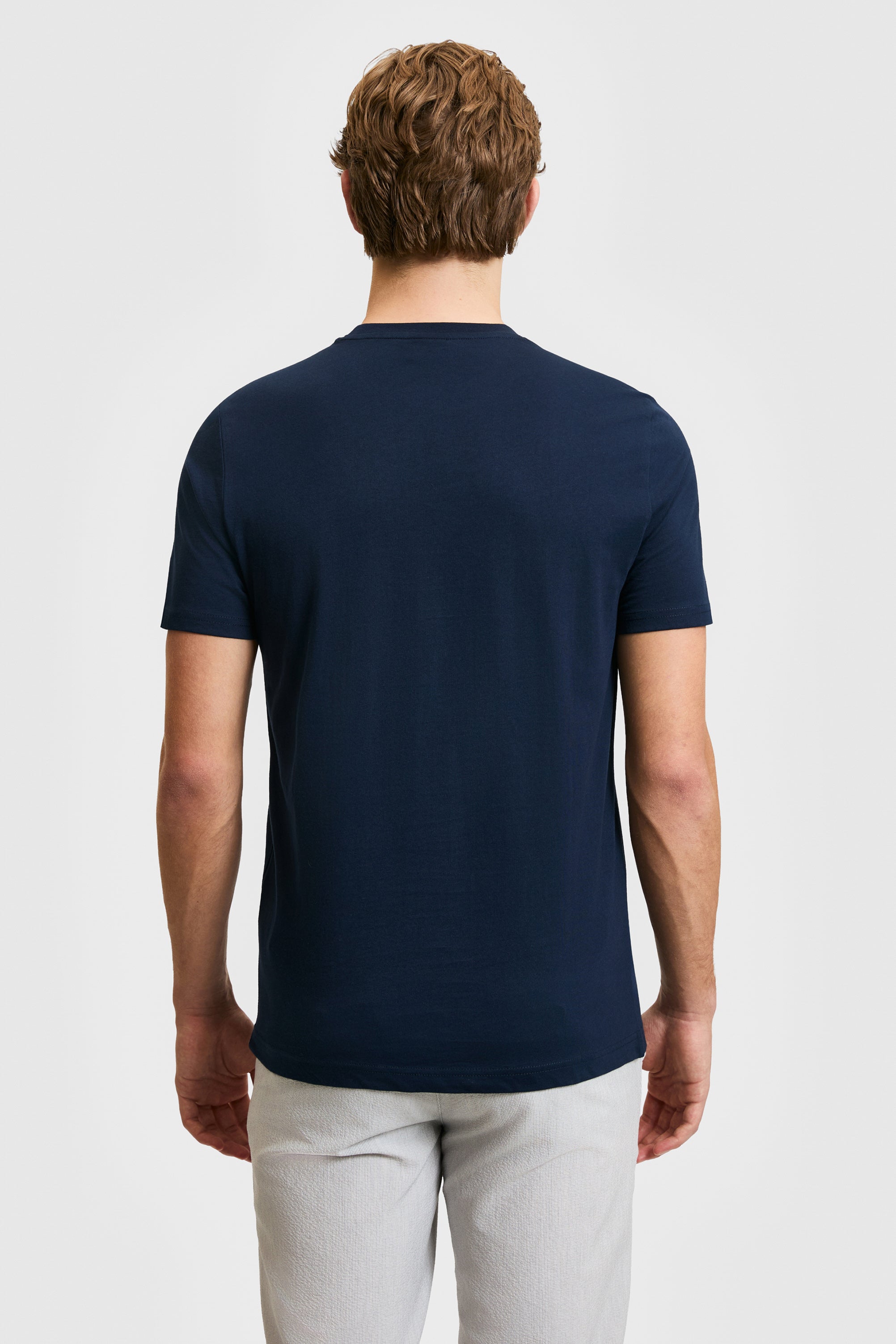 Tricou Barbat Bleumarin Cu Guler Rotund Si Imprimeu Logo