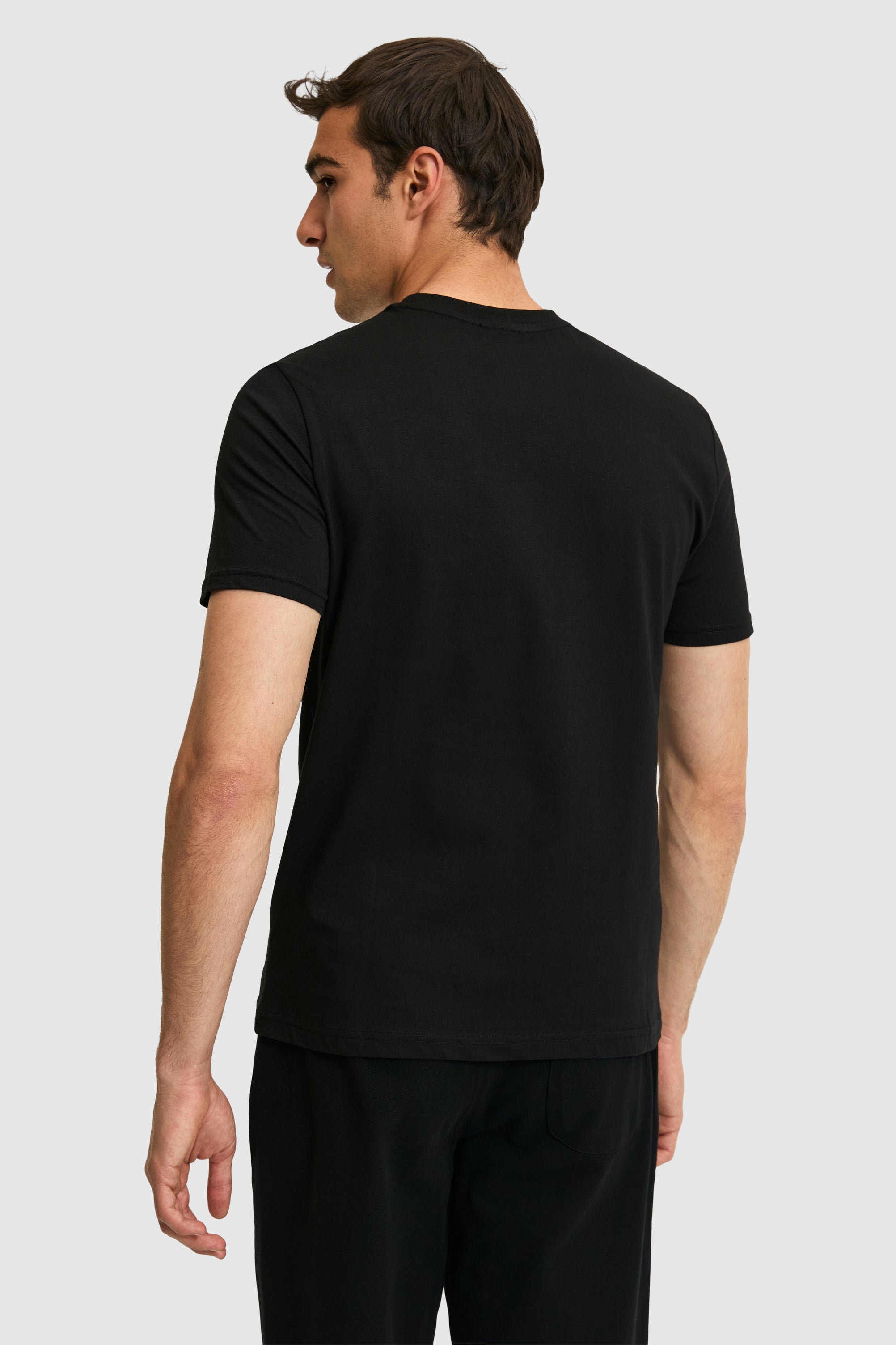 Tricou Barbat Negru Cu Decolteu Rotund Si Imprimeu Logo