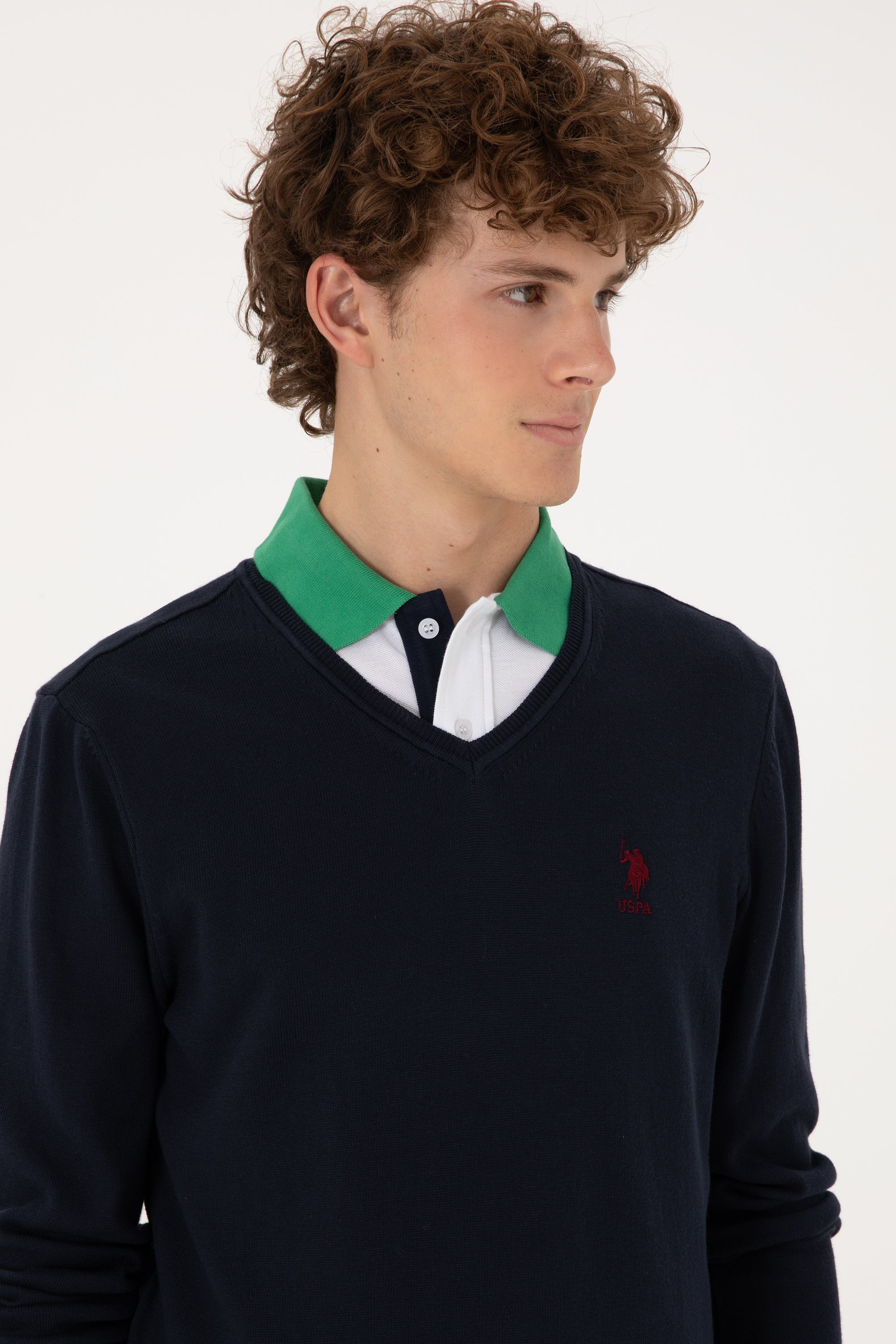 Pulover Barbat Bleumarin Cu Guler In V Si Logo Brodat