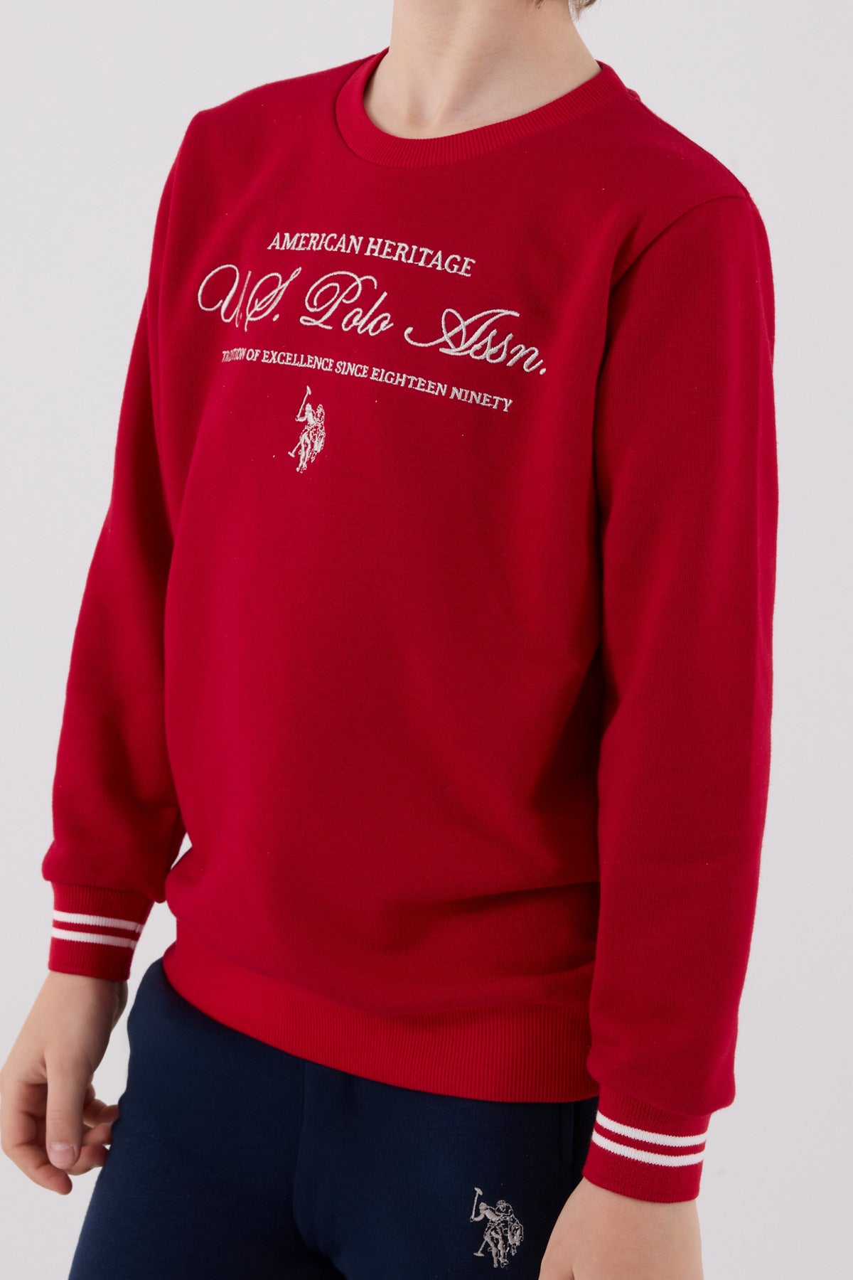 Set 2 Piese Băieți Bluza Sport Rosu si Pantaloni Lungi Bleumarin cu Imprimeu Logo