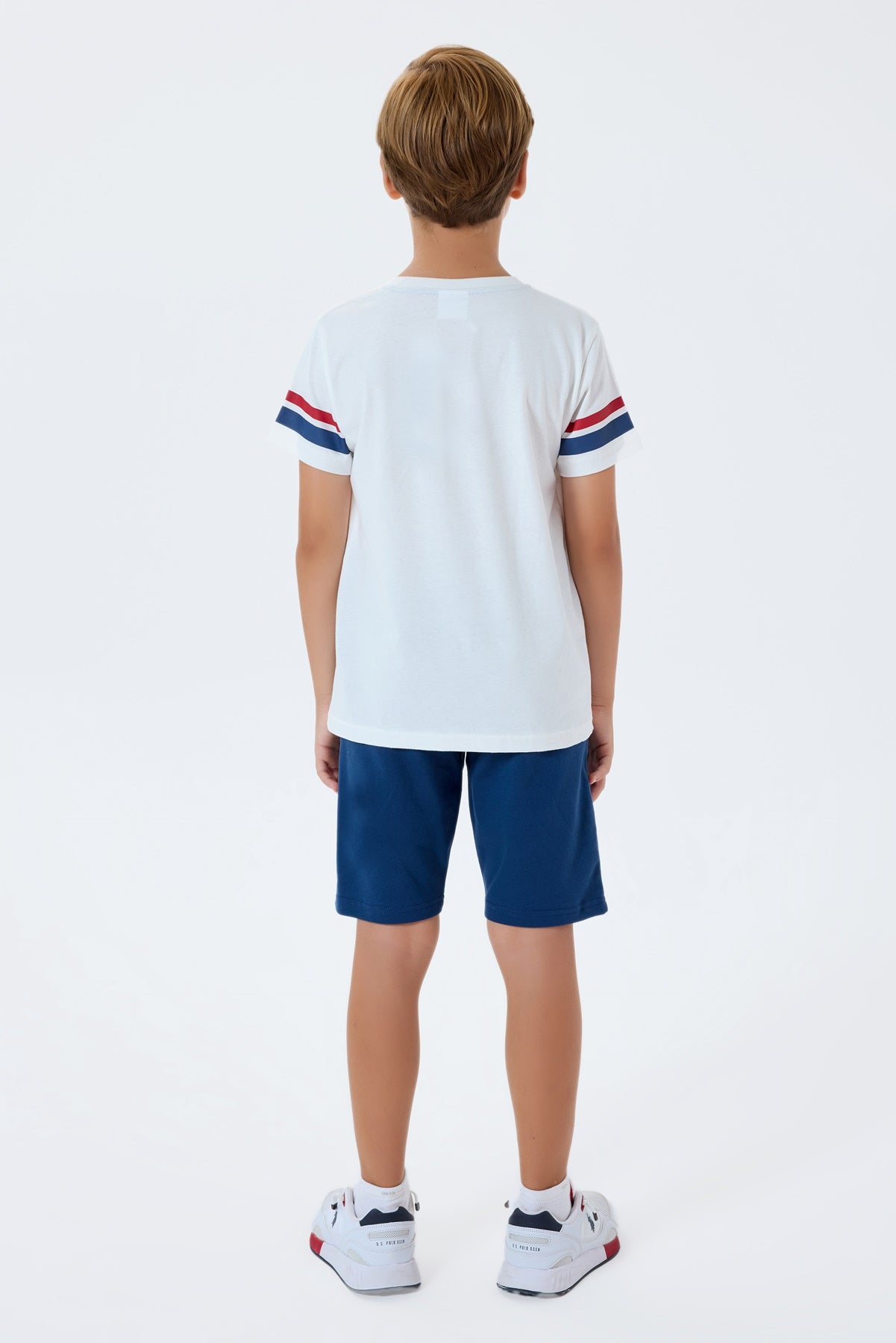 Set 2 Piese Băieți - Tricou Alb Cu Imprimeu Logo Și Pantaloni Scurți Bleumarin