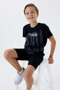 Set 2 Piese Băieți - Tricou Și Pantaloni Scurți Pe Negru Cu Imprimeu Logo