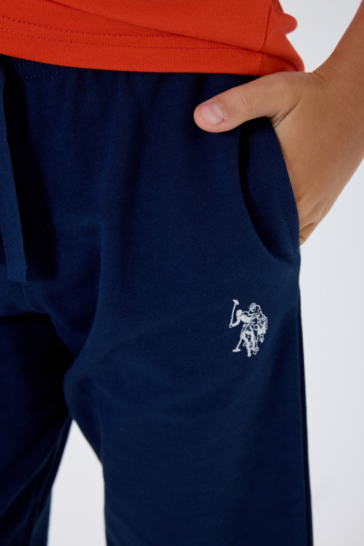 Set 2 Piese Băieți - Tricou Roșu cu Print Logo Și Pantaloni Scurți Bleumarin