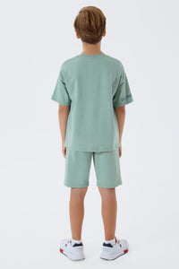 Set 2 Piese Băieți - Tricou Și Pantaloni Scurți Oversize Verde Pastel Cu Logo Brodat