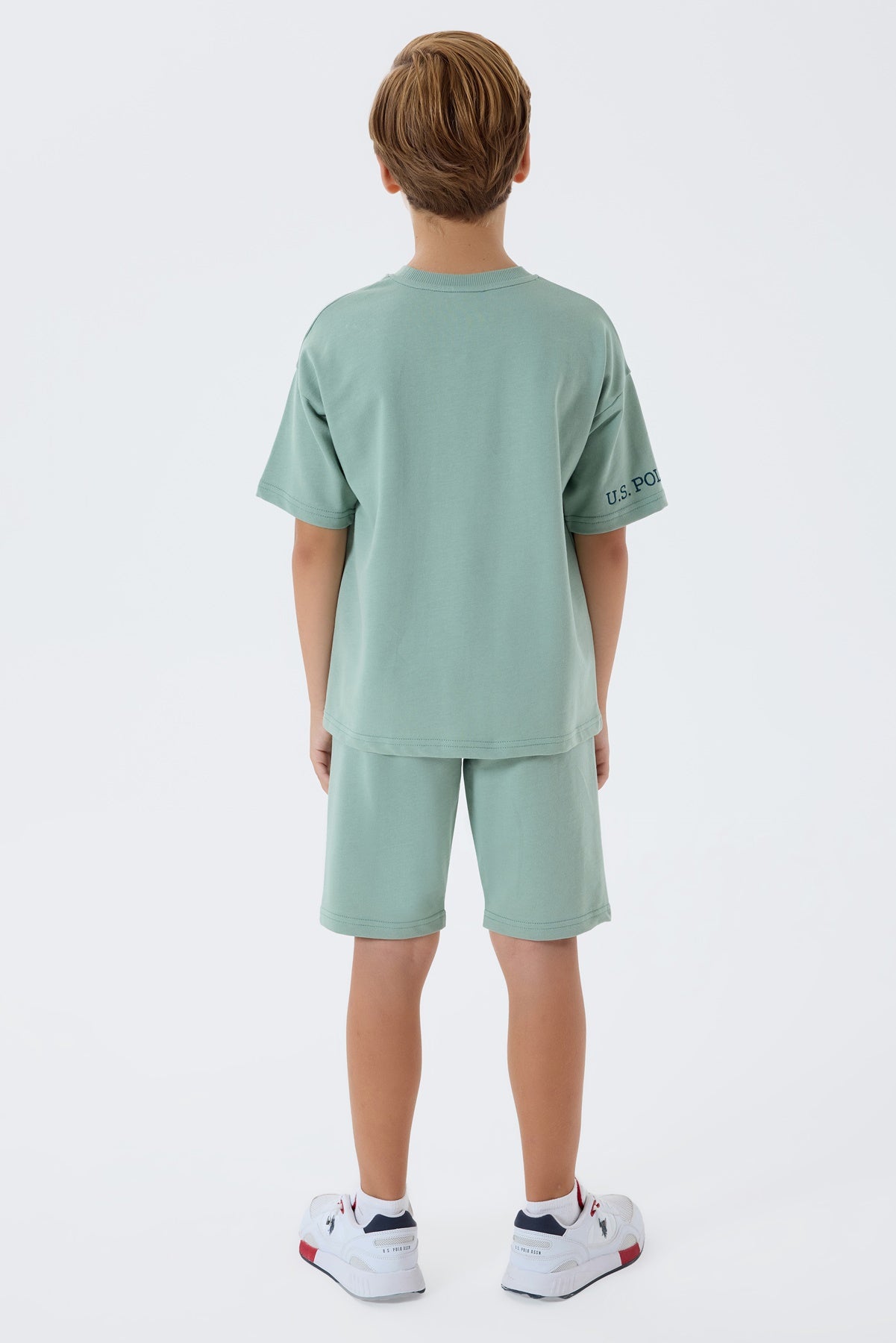 Set 2 Piese Băieți - Tricou Și Pantaloni Scurți Oversize Verde Pastel Cu Logo Brodat