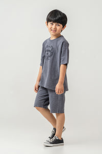 Set 2 Piese Băieți - Tricou Și Pantaloni Scurți Oversize Gri Antracit Cu Logo Brodat