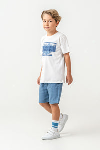 Set 2 Piese Băieți - Tricou Alb cu Print Logo Și Pantaloni Scurți Albastru Deschis