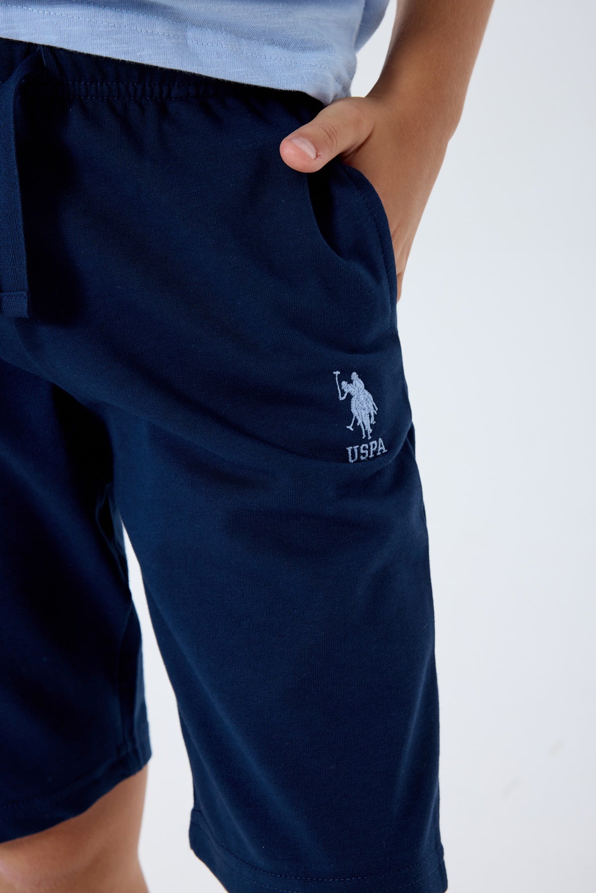 Set 2 Piese Băieți - Tricou Albastru Deschis cu Print Logo Și Pantaloni Scurți  Bleumarin