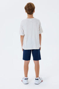 Set 2 Piese Băieți - Tricou Bej Deschis cu Print Logo Și Pantaloni Scurți  Bleumarin