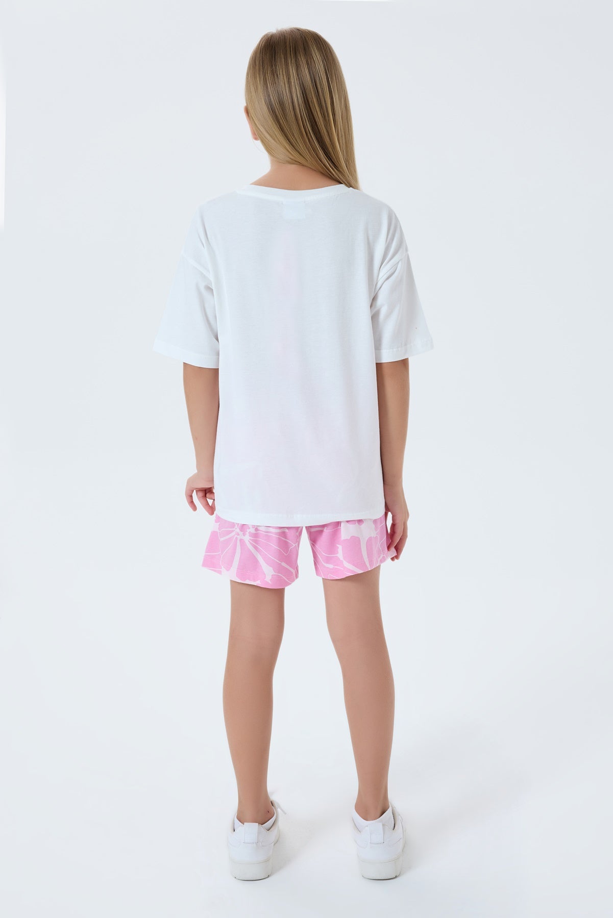 Set 2 Piese Fată - Tricou Alb Cu Logo USPA Și Pantaloni Scurți Cu Model Floral Roz