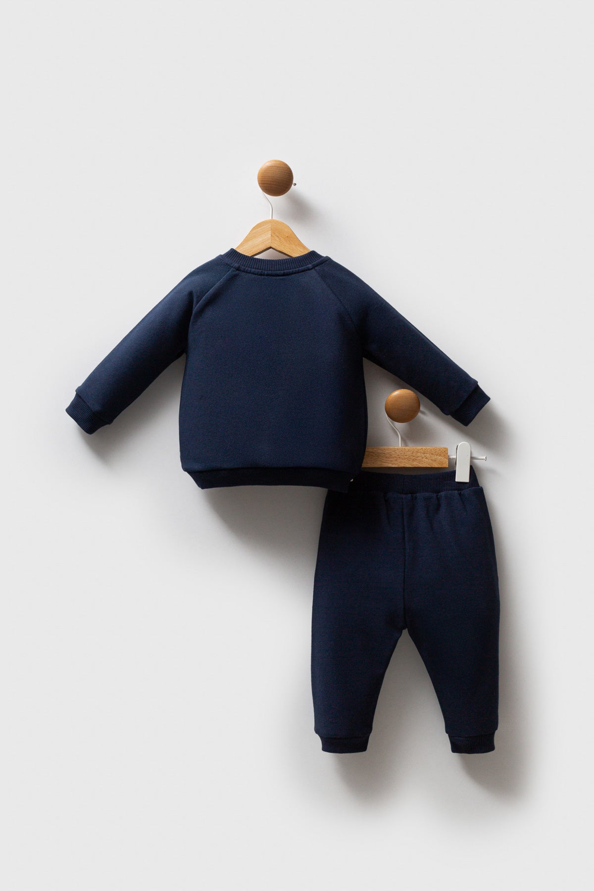 Set 2 Piese Baietel Pantaloni Si Bluza cu Maneca Lunga