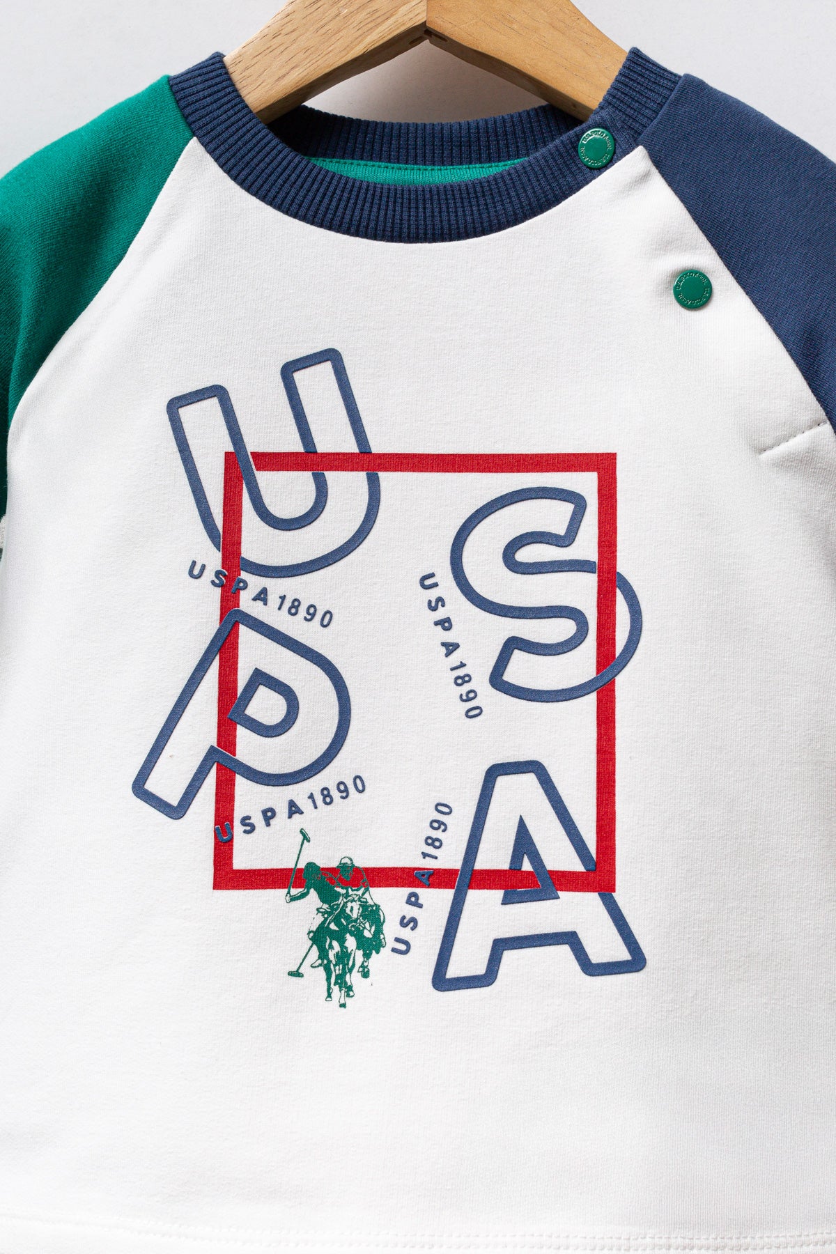 Set 2 Piese Bluza Ivory cu Verde si Pantaloni Rosii