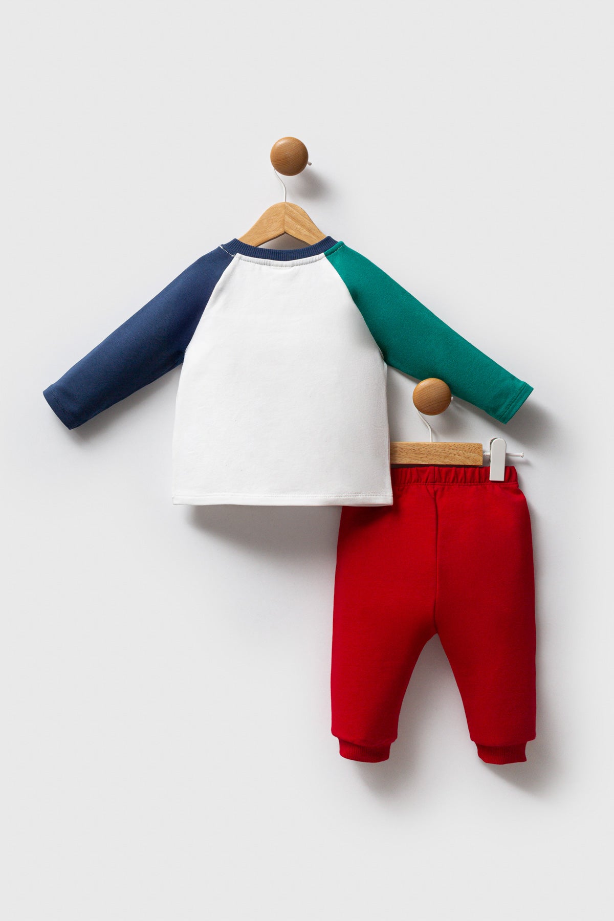 Set 2 Piese Bluza Ivory cu Verde si Pantaloni Rosii