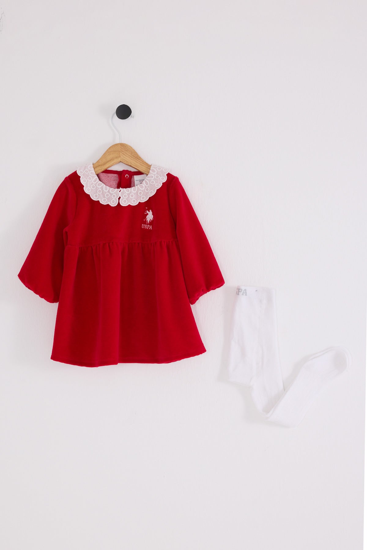 Rochie evazata cu maneci lungi